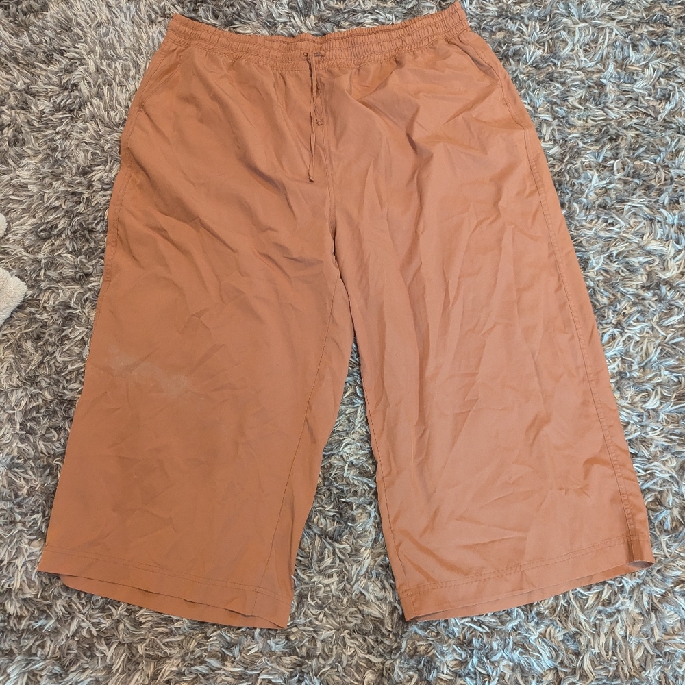 Cropped wide leg athletic pants